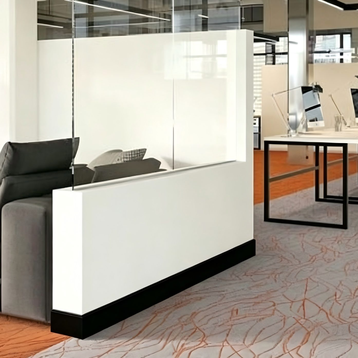 đế tường vinyl